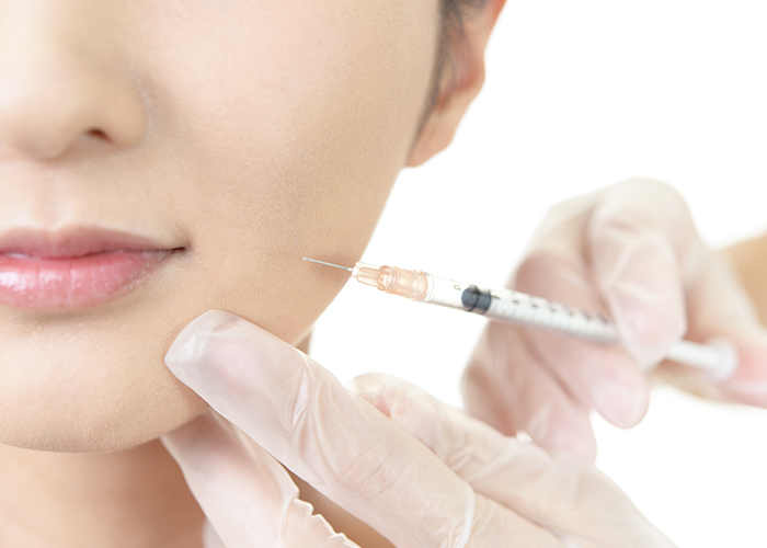 表情筋の過度な収縮を抑制し、歯ぎしりや食いしばりを改善